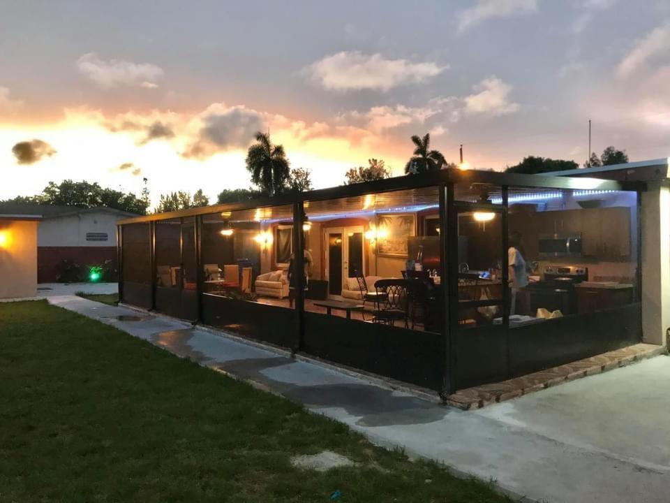 Paradise Oasis1 Golden Glades Εξωτερικό φωτογραφία